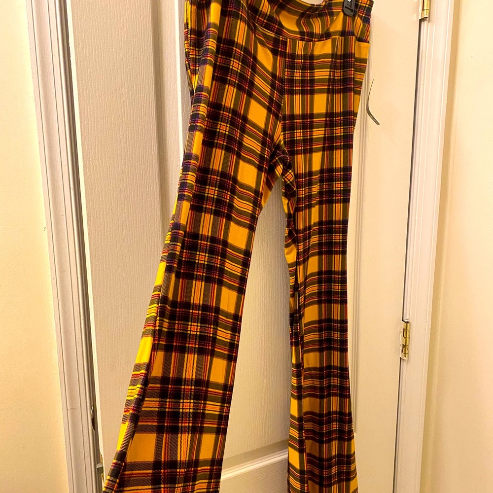 No boundries NWT flare yellow plaid pants XXL